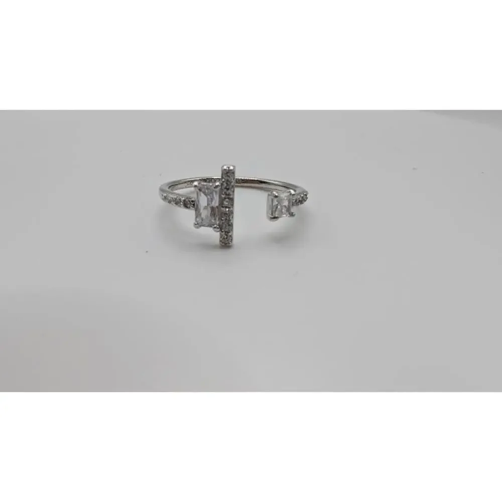 Silver Open Band Ring with Clear Gemstones Size 8